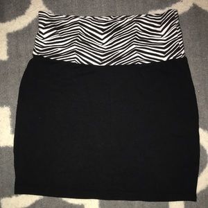 Black pencil skirt